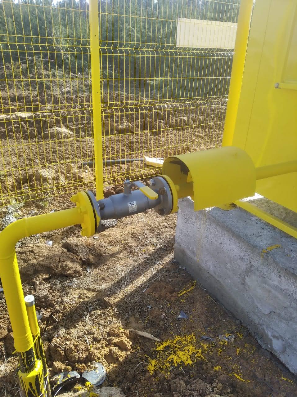 Сети газораспределения для коттеджного поселка Заповедник. Опрессовка и сдача ГРПШ тех. надзору.