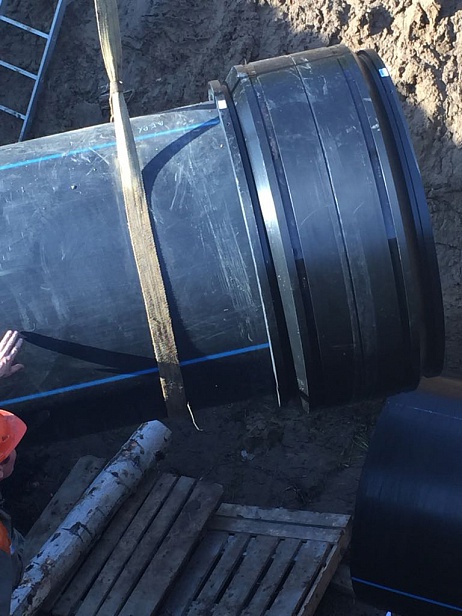 Ремонт водовода диаметром 1200 мм