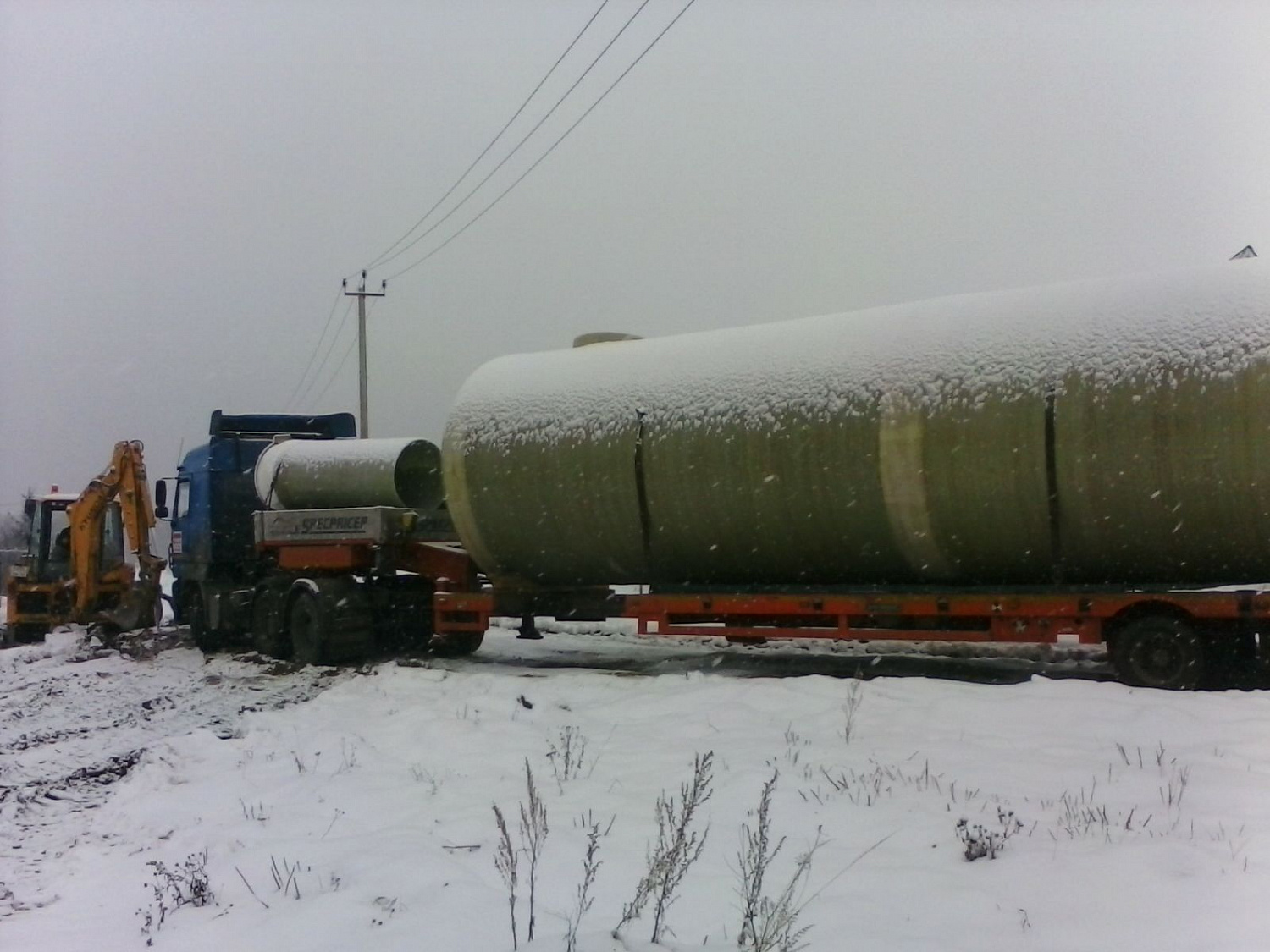 Монтаж накопительной емкости в р.п. Белоярский