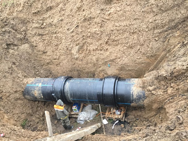 Ремонт водовода диаметром 1200 мм