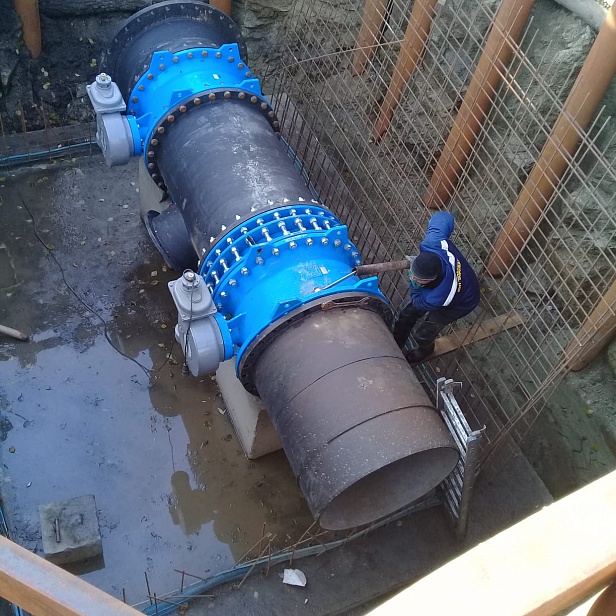 Переустройство сетей водоснабжения в микрорайоне ВИЗ